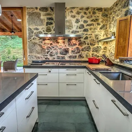 Вилла La De Carmen, Entre Santander Y Cabarceno. Liano