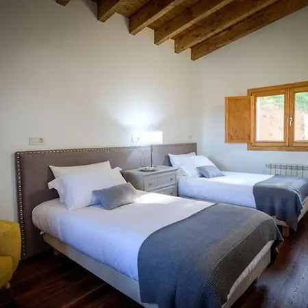 La De Carmen, Entre Santander Y Cabarceno. Liano