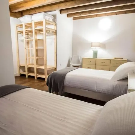 La De Carmen, Entre Santander Y Cabarceno. * Liano