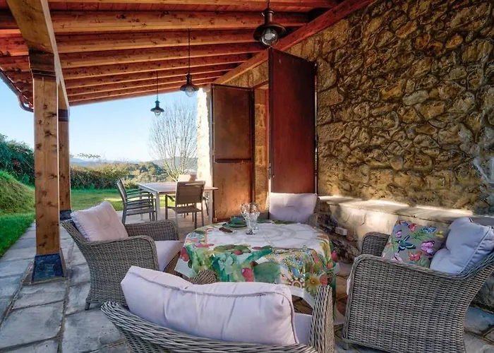 La De Carmen, Entre Santander Y Cabarceno. Willa