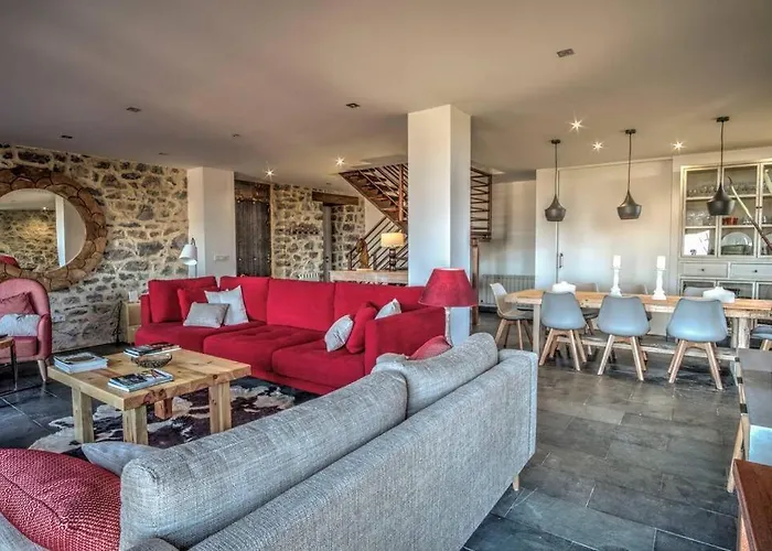 La De Carmen, Entre Santander Y Cabarceno. * Liano