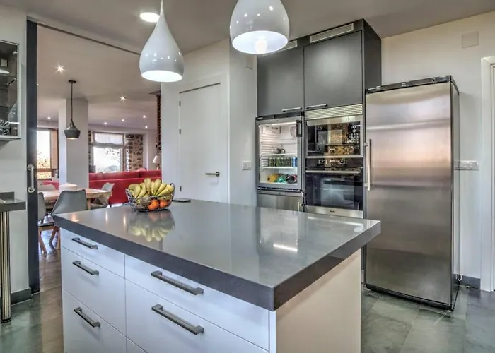 La De Carmen, Entre Santander Y Cabarceno.