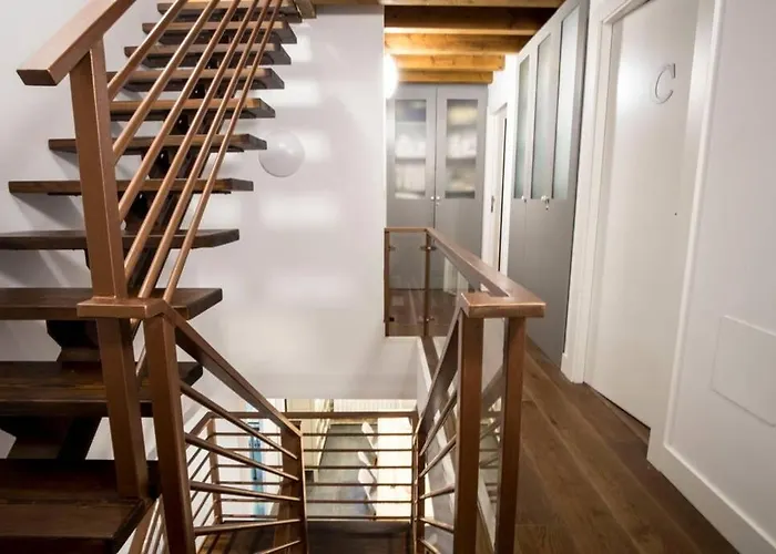 La De Carmen, Entre Santander Y Cabarceno. Vila *